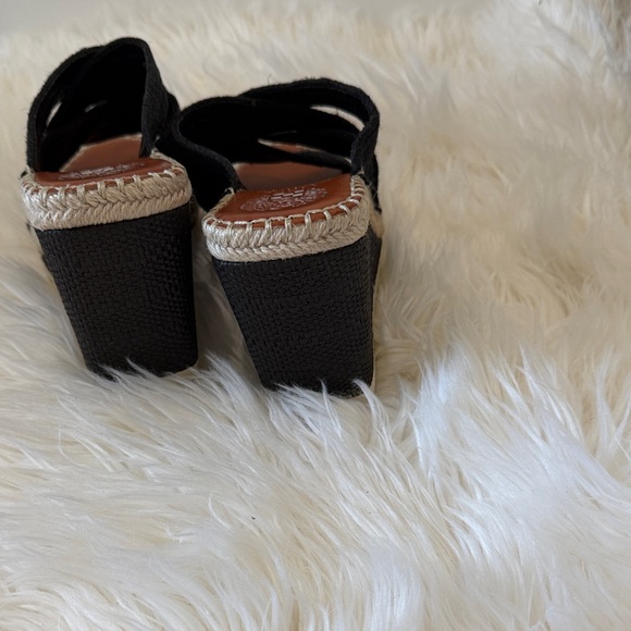 Vince Camuto Black and Tan Woven Wedges 8 - Picture 5 of 7